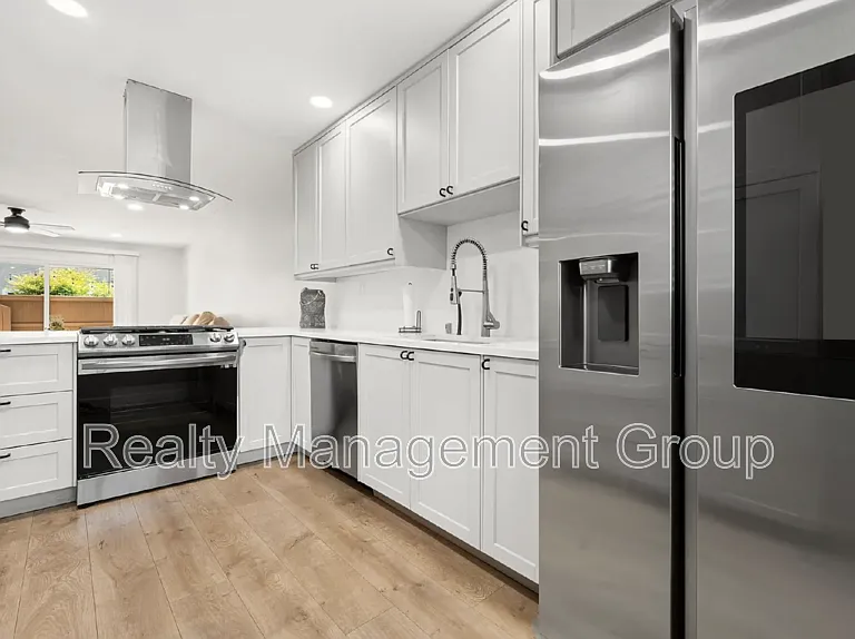 6821 Alvarado Rd #8 — Photo 6