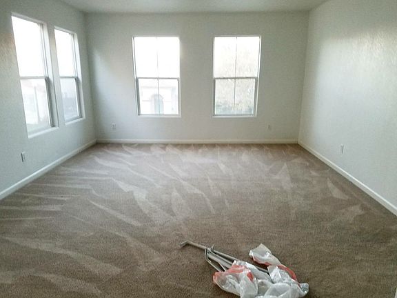 5th image of 4851 Winamac Dr
