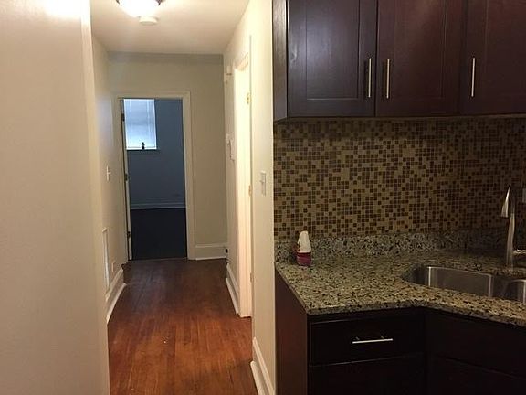 5th image of 6311 N Albany Ave APT Gb