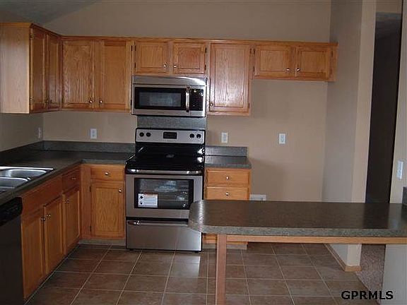 3rd image of 6630 N 115th St
