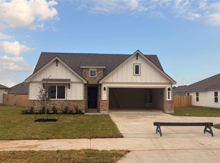 5411 Smith Lake Blvd, Bryan, TX 77807