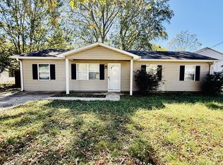 2432 Yorkshire Dr SW, Huntsville, AL 35803