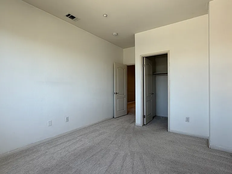 4725 Driftwood Way — Photo 29