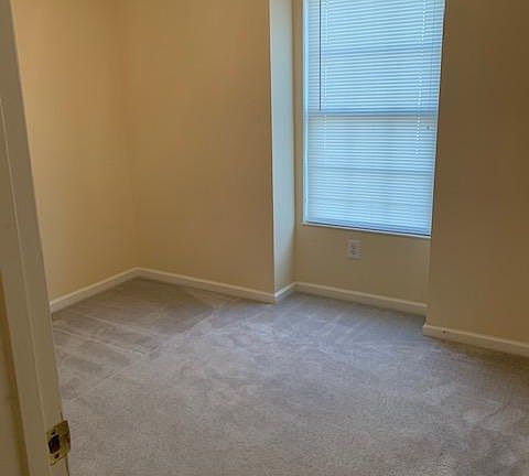 3rd image of 120 Songbird Ct