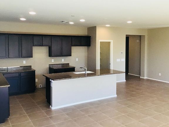 4th image of 22645 E Creosote Dr