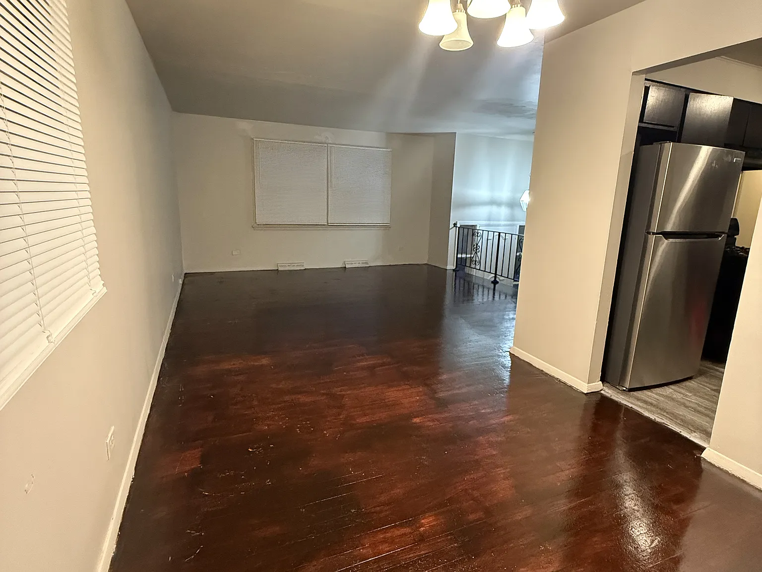 4 bed, 1.5 bath, 1600 sqft, $2,550 — Photo 3