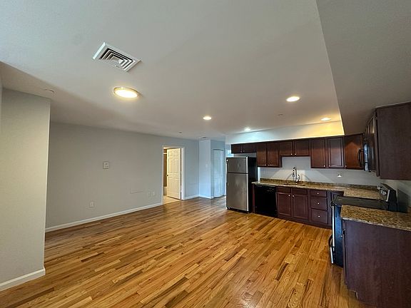 2nd image of 3429 N Sydenham St #203