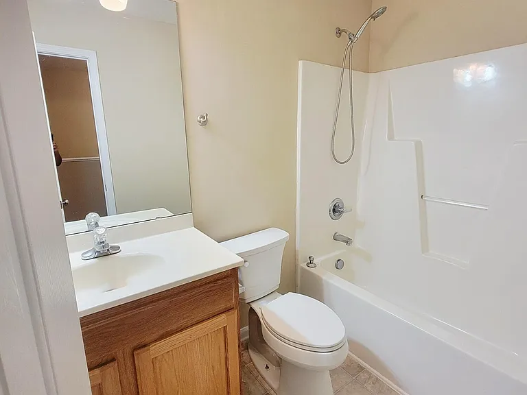 8327 Glenwood Springs Ct — Photo 43