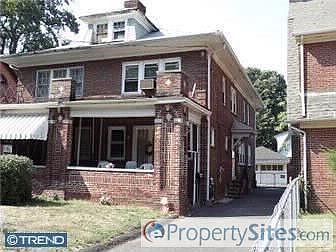 2nd image of 512 Greenwood Ave