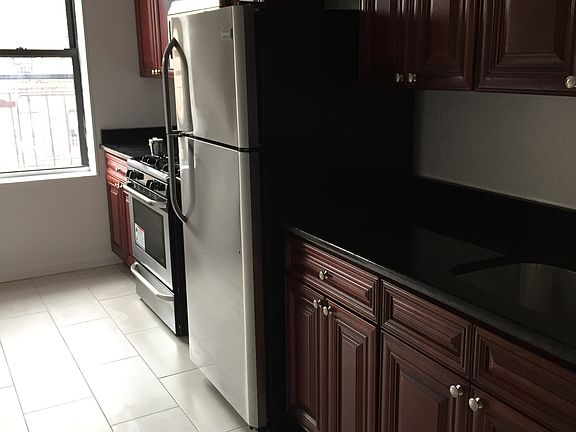 4th image of 4545 41st St APT 1F
