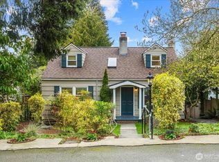 11513 Palatine Ave N, Seattle, WA