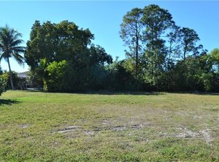 1102 SW 8th Pl, Cape Coral, FL 33991