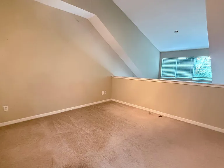 2125 Southend Dr #310 — Photo 17