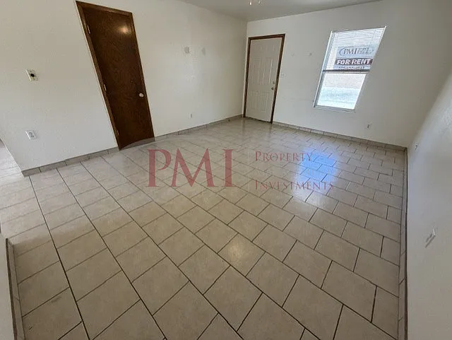 2306 S. Espina Street Unit C12 — Photo 79
