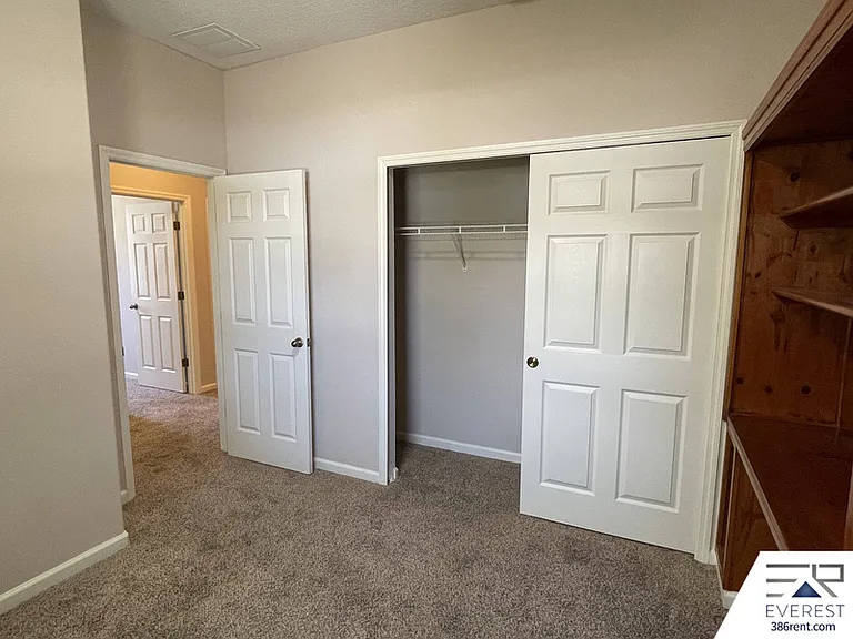 2 Roxboro Dr — Photo 37