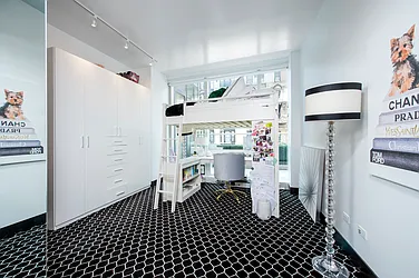 Rented by Jay Schneider and Partners