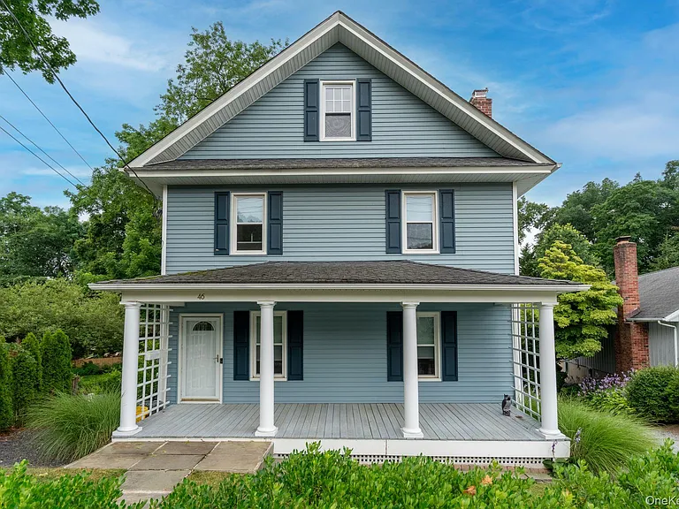46 Davis St — Photo 1