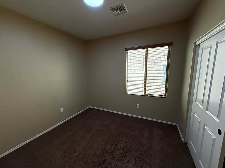 1147 E Empire Canyon Ln — Photo 6