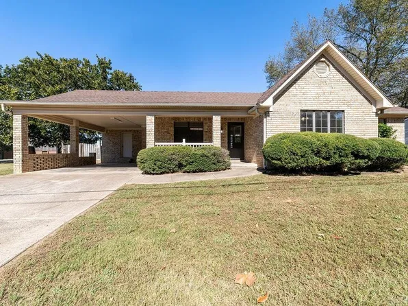 390 Patton St, Clinton, AR 72031
