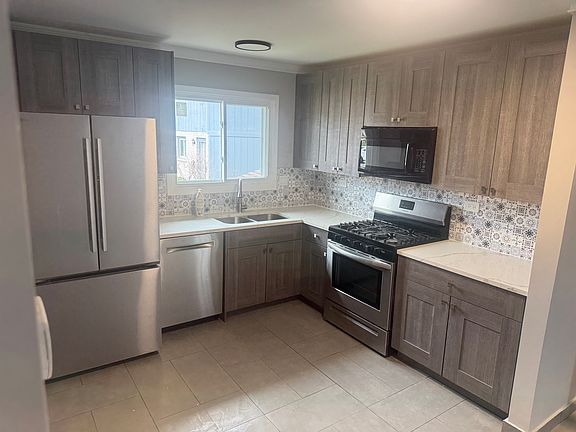 4th image of 106 Terry Dr #106
