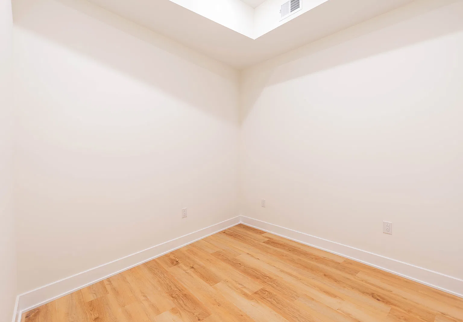 3 bed, $2,900 — Photo 3