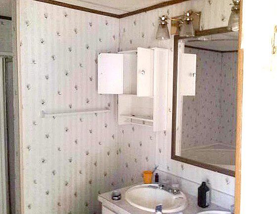 Daniel Sharpe Bathroom 3