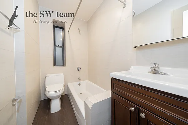 Rented by Living New York | media 12