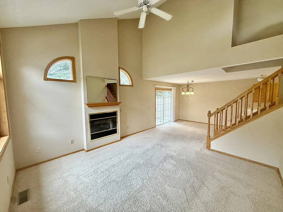 Living Room/Dining Room