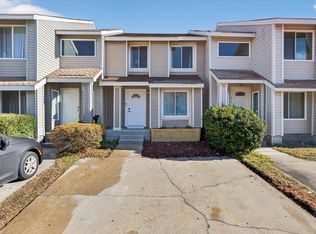 816 Tuition Dr, Virginia Beach, VA 23462