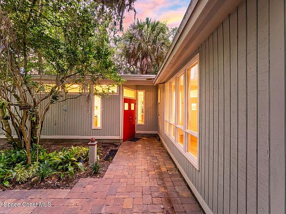 2nd image of 5745 Cajeput Cir