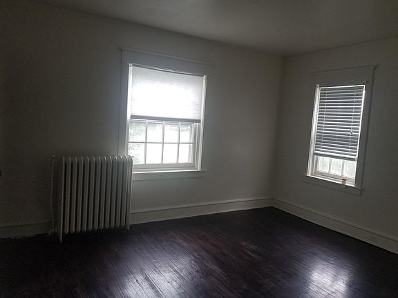 4th image of 102 Lore Ave APT 3