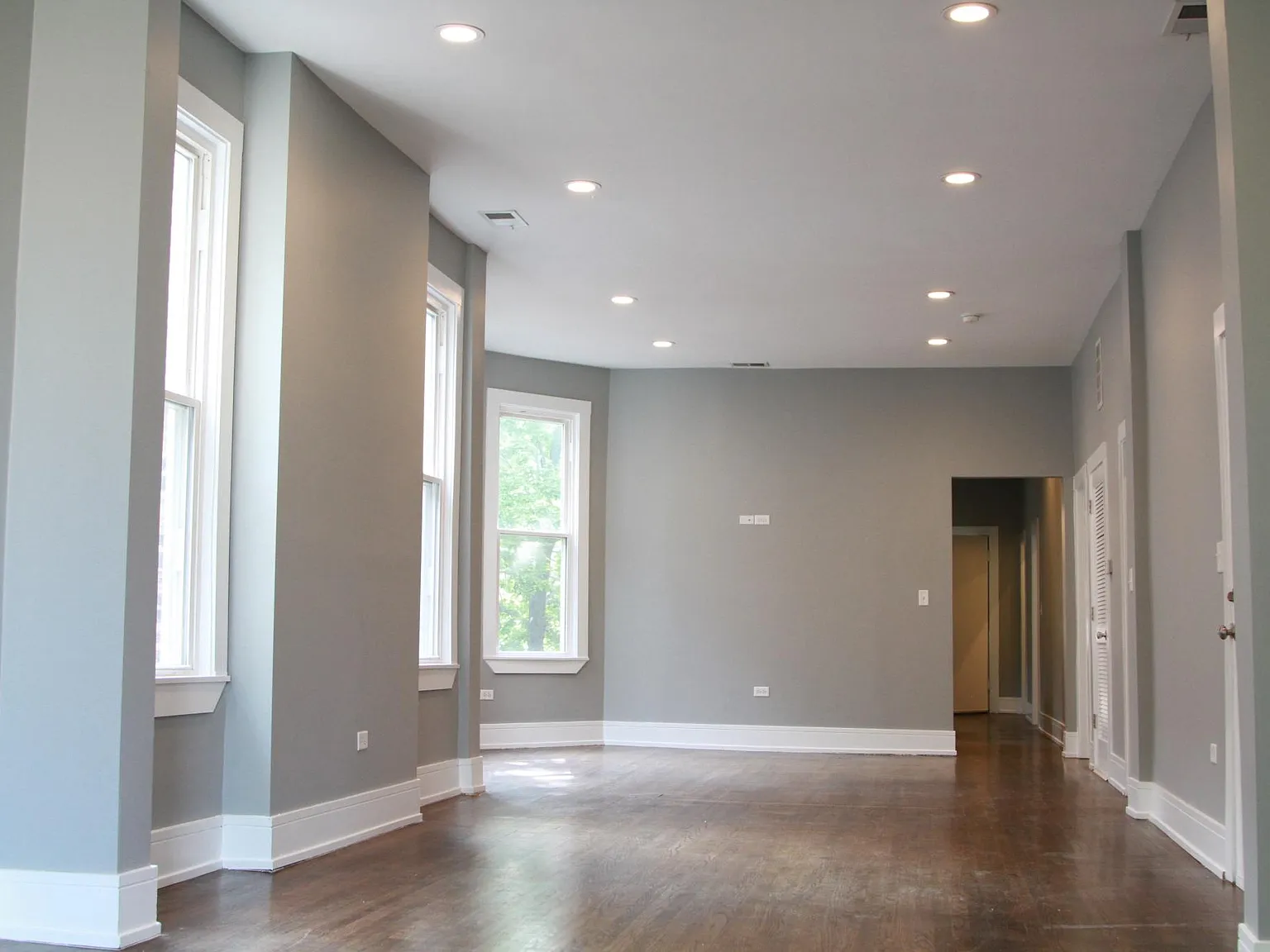 4 bed, 1200 sqft, $2,000 — Photo 3