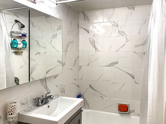 5th image of 5 Tudor City Pl APT 1621