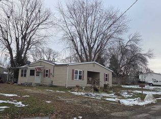 405 W Hanson St, Bowling Green, MO 63334