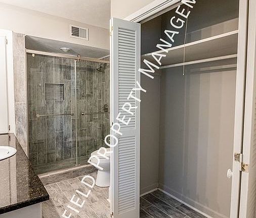 5th image of 2227 Lancelot Pl