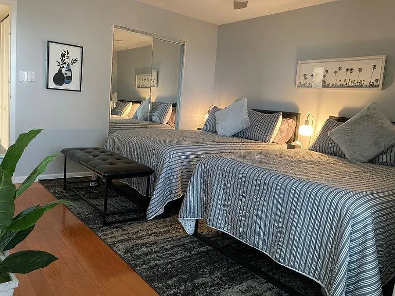 1055 W Peppertree Dr #501 — Photo 7