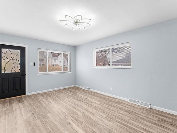 3rd image of 4316 Begg Blvd