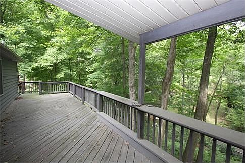 2nd image of 539 Greenacre Cir