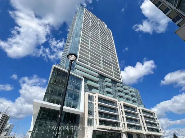 8 Olympic Garden Dr, Toronto, ON