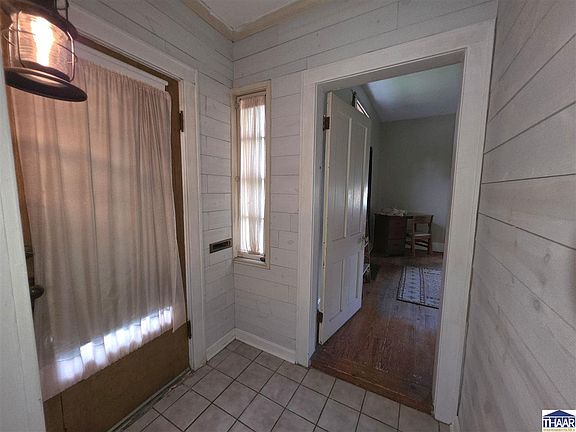 5th image of 1362 4th Ave
