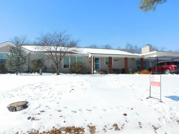 220 Terrace Dr, Pauls Valley, OK 73075