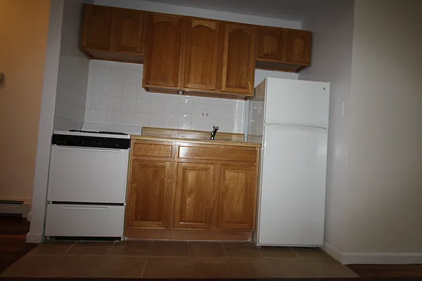 Rented by J Misrahi Realty Corp | media 9