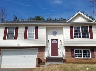332 Blackhawke Dr, Lynchburg, VA