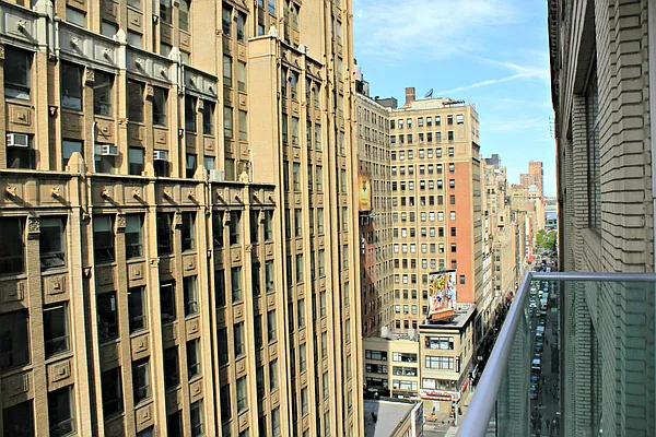 Rented by Keller Williams NYC | media 21