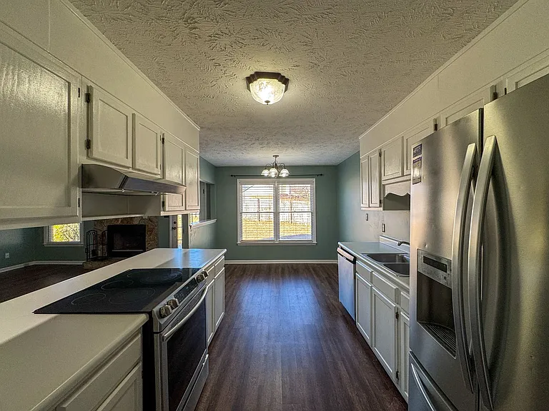 309 Sparrow Dr — Photo 9
