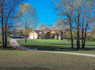 344 Old Military Rd, Mountain Home, AR 72653