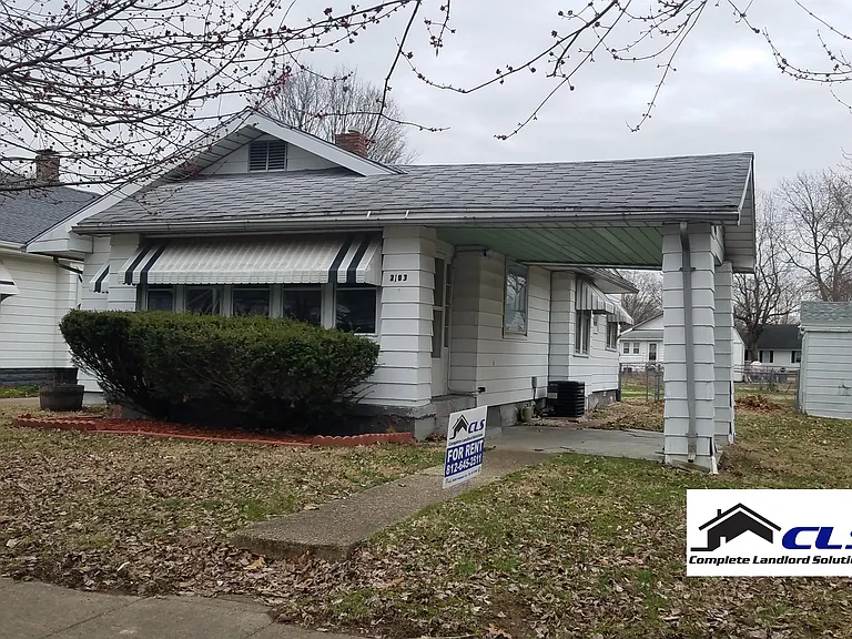 2103 N 28th St — Photo 2