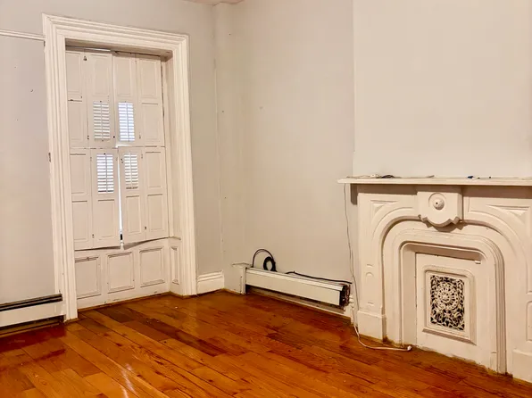 214 Lefferts Place image 3 of 3