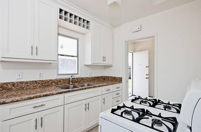 2588 Pierpont Blvd, Ventura, CA 93001 | Zillow