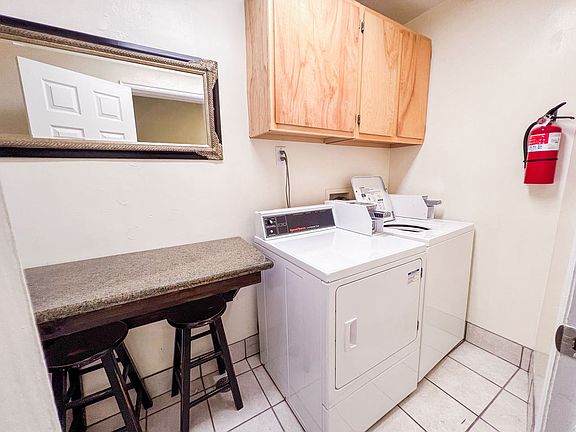 4th image of 333 E 700 S APT 2